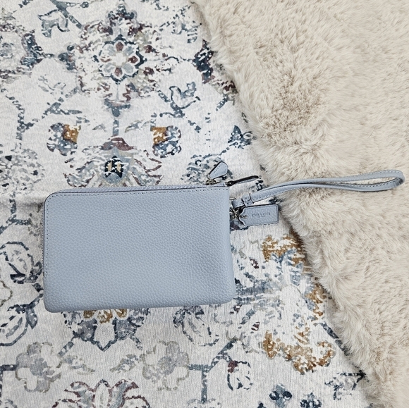 Coach Pebble Leather Double Corner Zip Wristlet Pale Blue F87590 - Picture 5 of 9